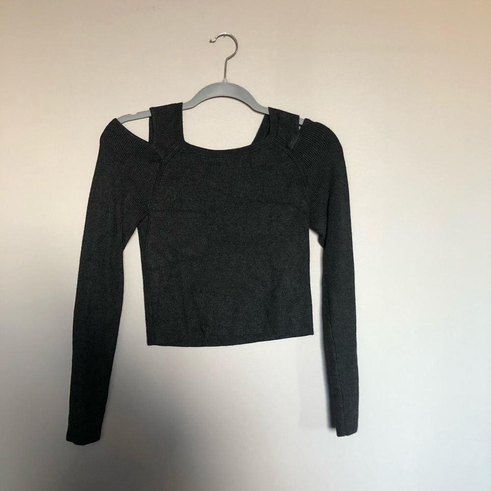 EXPRESS Charcoal cut out cropped sweater